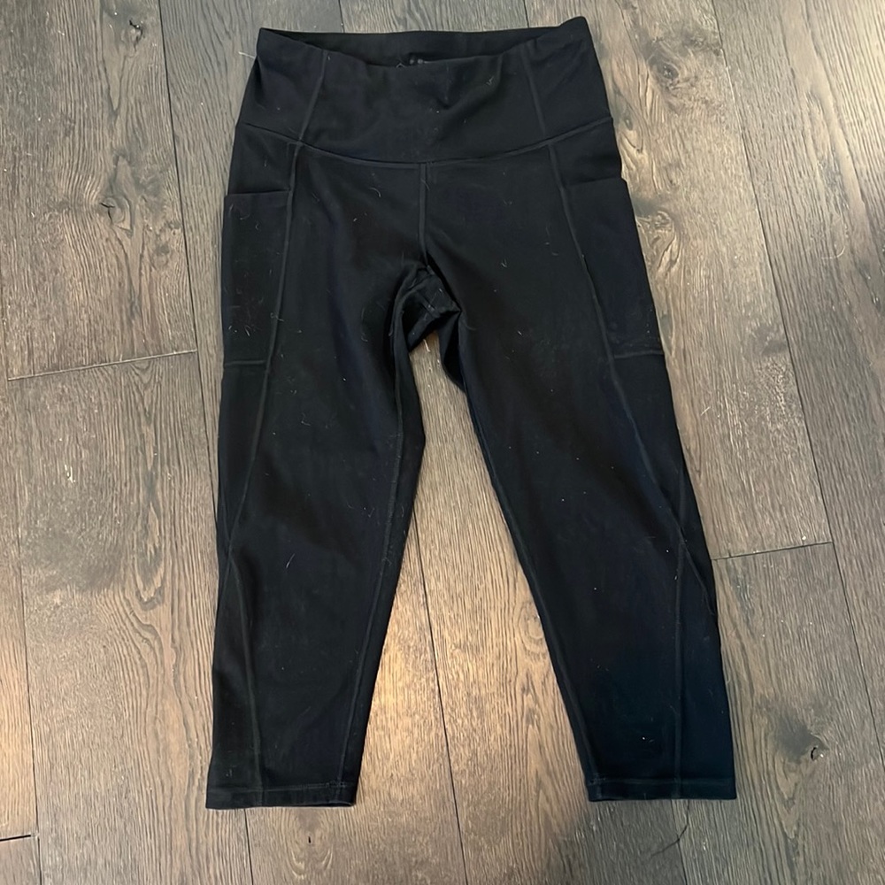 Basic Black yoga pants by HEATHYOGA size Medium